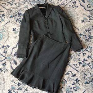 Tahari Skirt Suit